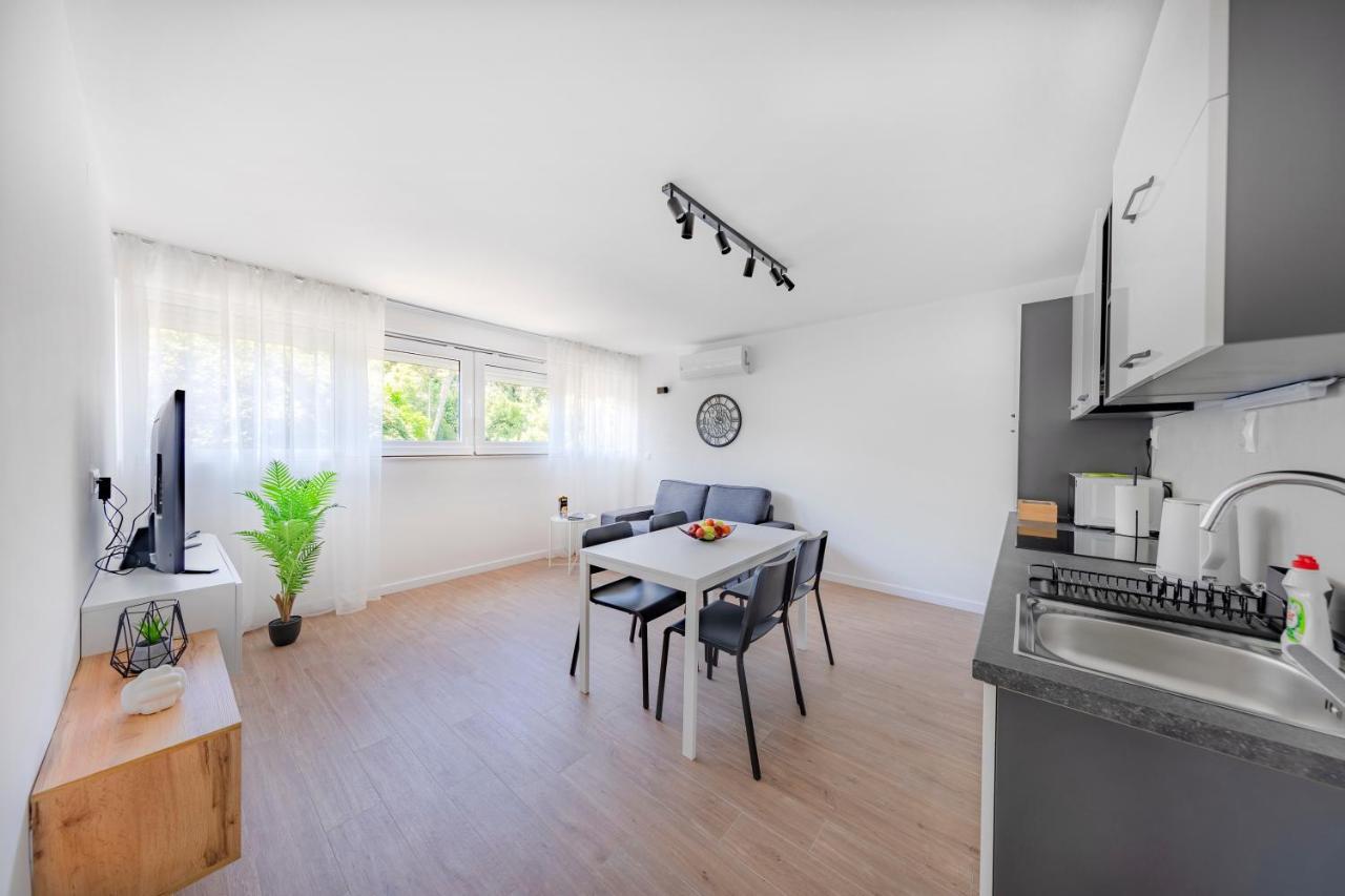 Apartment Fani With Free Private Parking Dubrovnik Dış mekan fotoğraf